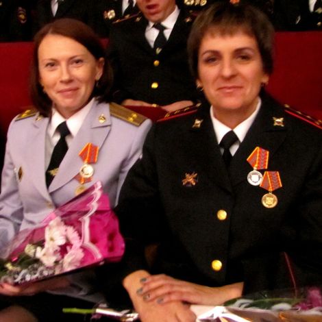 Подполковник юстиций О.А. Балуева и капитан внутренней службы О.А. Першина.